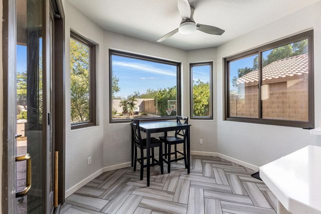 10340 E Caribbean Lane, Scottsdale, AZ 85255