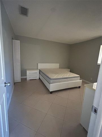 3109 NW 2nd Terrace 4-156, Pompano Beach, FL 33064