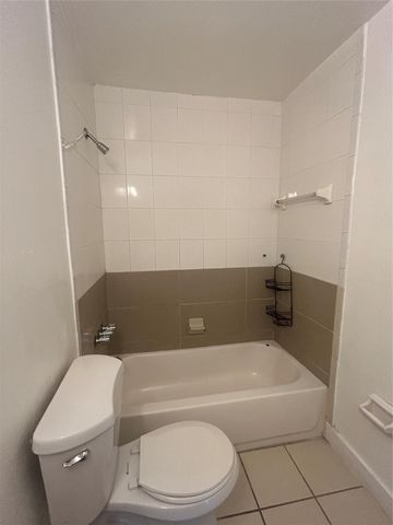 3109 NW 2nd Terrace 4-156, Pompano Beach, FL 33064