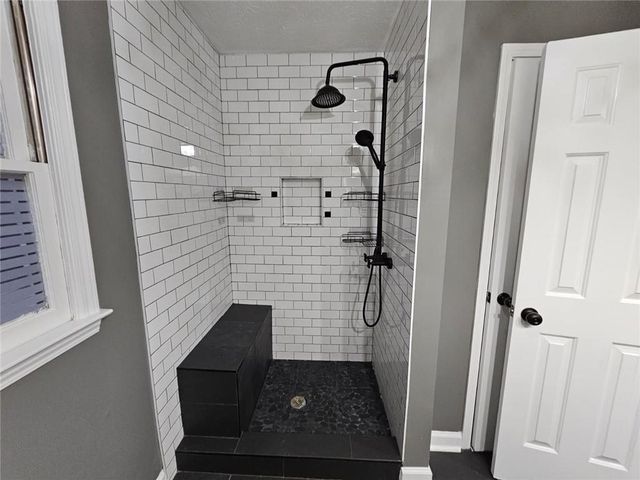 855 John Court,, Lawrenceville, GA 30046