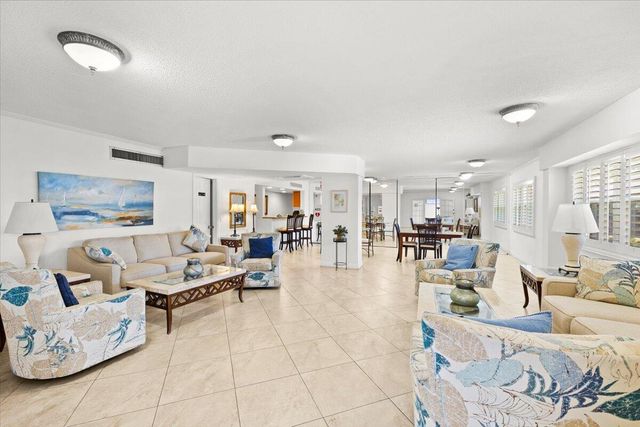 1630 N Ocean Boulevard 1011, Pompano Beach, FL 33062