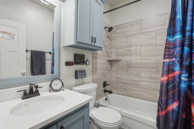 6233 Beverly Hills Drive, Edmond, OK 73034
