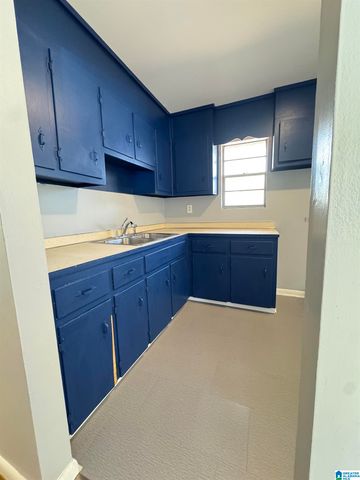 612 W HICKORY STREET, Sylacauga, AL 35150