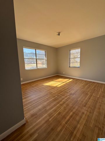 612 W HICKORY STREET, Sylacauga, AL 35150