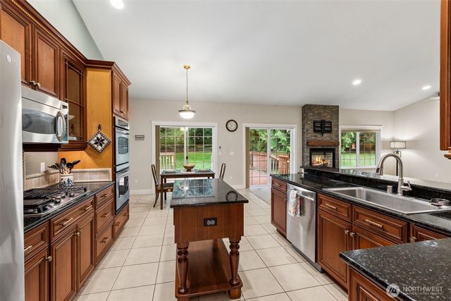 2530 106th Lane SE, Olympia, WA 98501