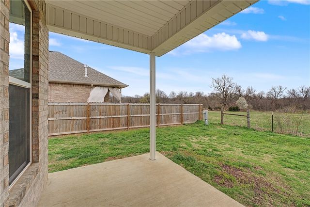 5377 Clear Springs Avenue, Springdale, AR 72762