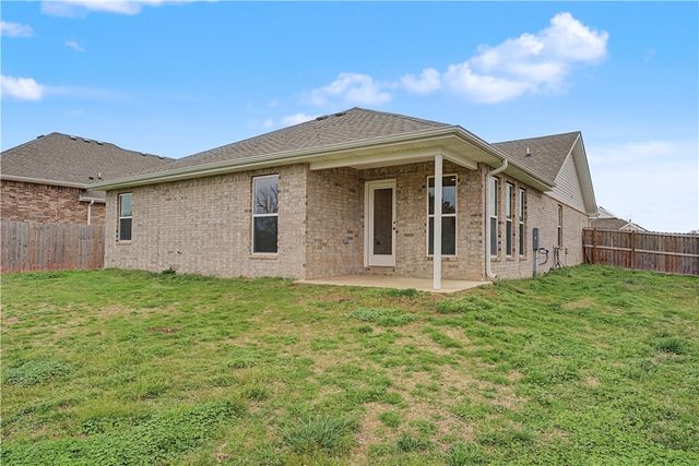 5377 Clear Springs Avenue, Springdale, AR 72762