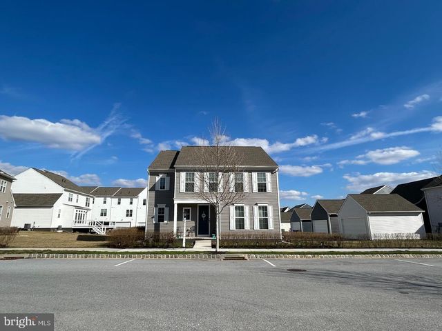 3125 PARADE ST, Mechanicsburg, PA 17055