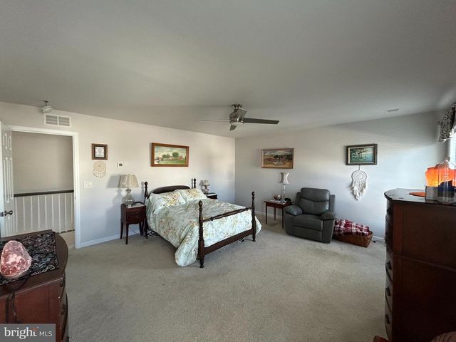 3125 PARADE ST, Mechanicsburg, PA 17055