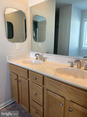 3125 PARADE ST, Mechanicsburg, PA 17055