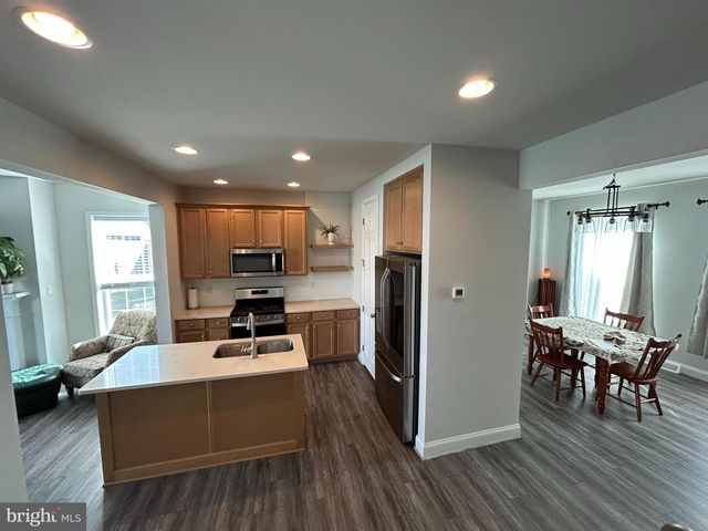 3125 PARADE ST, Mechanicsburg, PA 17055