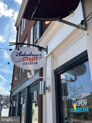 3125 PARADE ST, Mechanicsburg, PA 17055