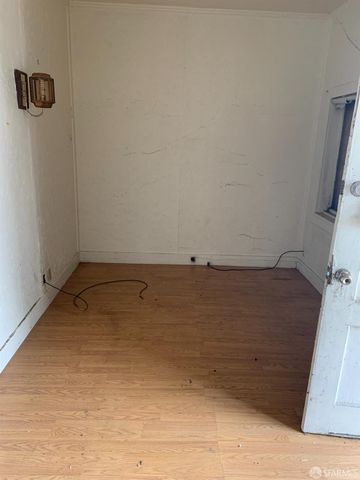 271 Granada Avenue, San Francisco, CA 94112