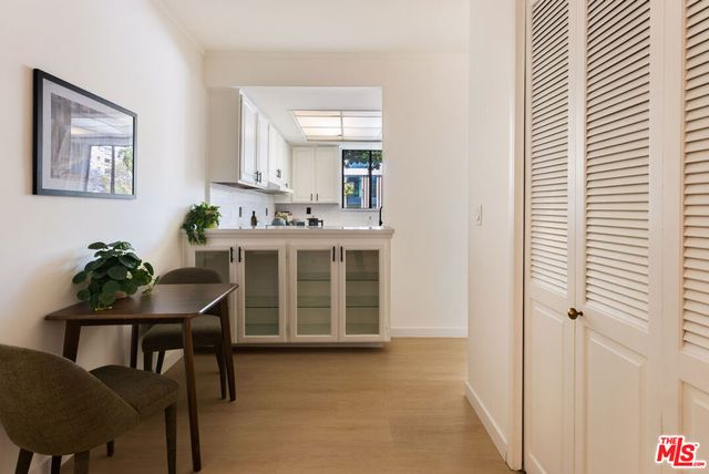423 N Palm Drive 102, Beverly Hills, CA 90210