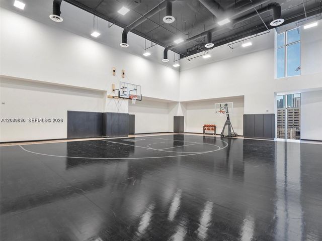 851 NE 1st Avenue 4109, Miami, FL 33132