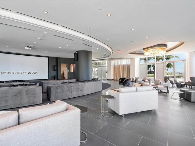 851 NE 1st Avenue 4109, Miami, FL 33132