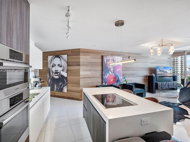 851 NE 1st Avenue 4109, Miami, FL 33132