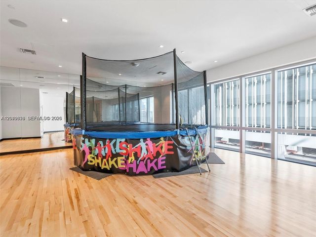 851 NE 1st Avenue 4109, Miami, FL 33132