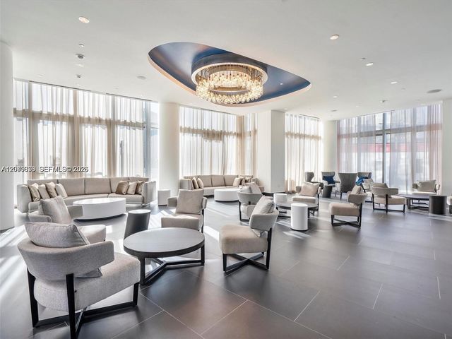 851 NE 1st Avenue 4109, Miami, FL 33132