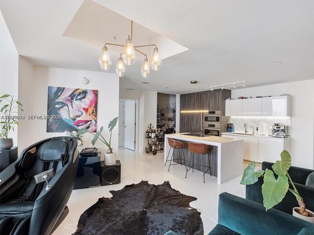 851 NE 1st Avenue 4109, Miami, FL 33132