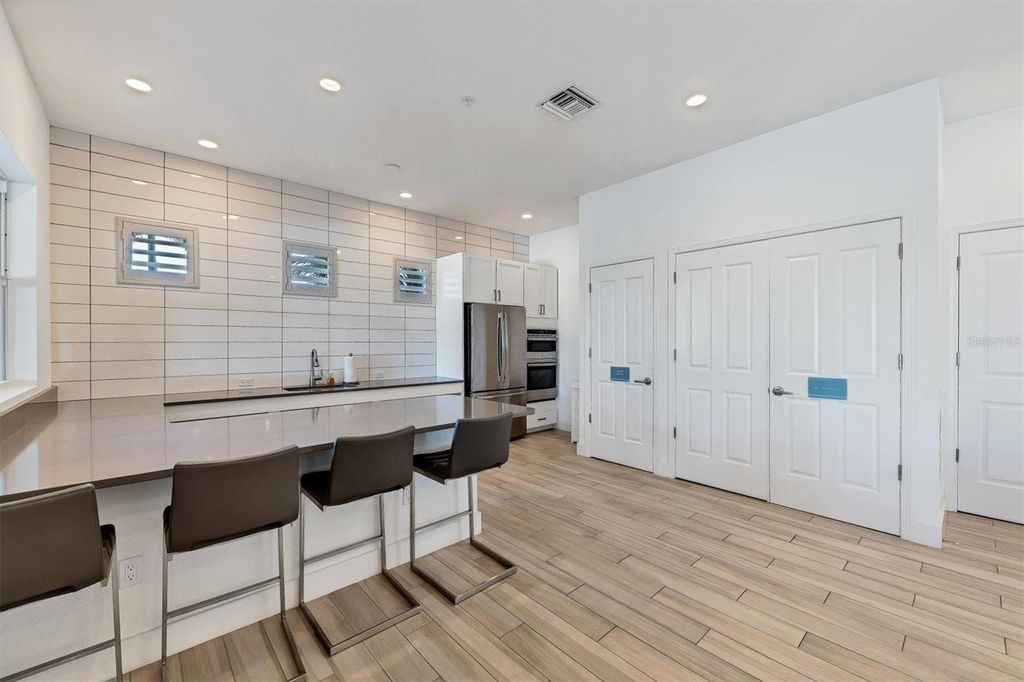 10520 BOARDWALK LOOP 503