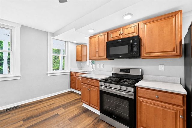 6 Gensler Rd, Baldwin Boro, PA 15236