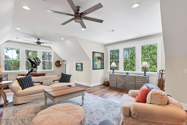 20 Augusta Drive, Southern Pines, NC 28387