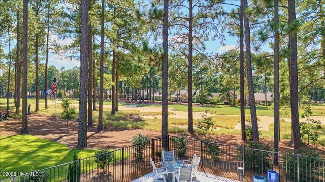20 Augusta Drive, Southern Pines, NC 28387