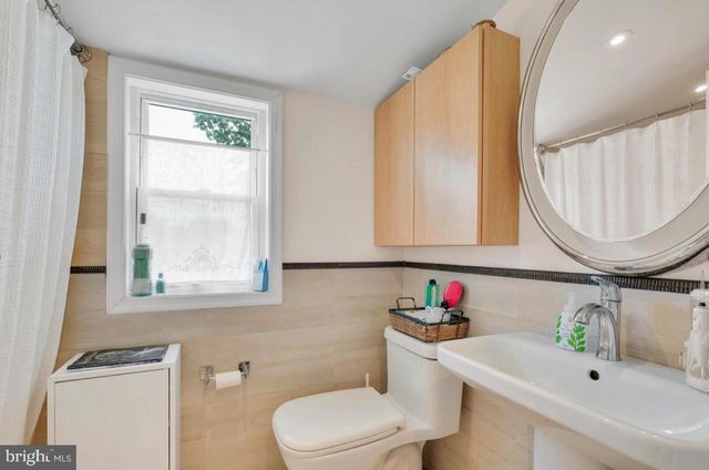 9504 MILSTEAD DR, Bethesda, MD 20817