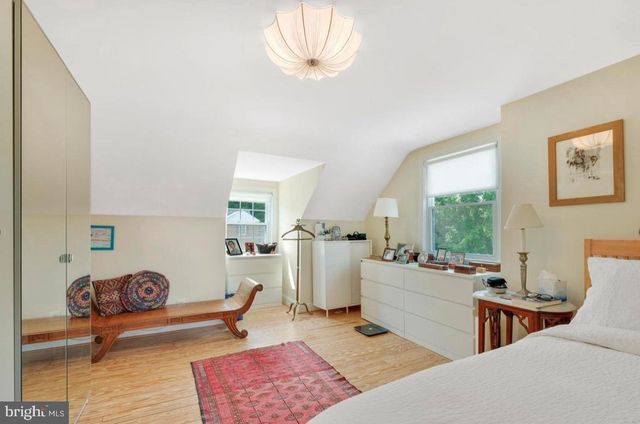 9504 MILSTEAD DR, Bethesda, MD 20817