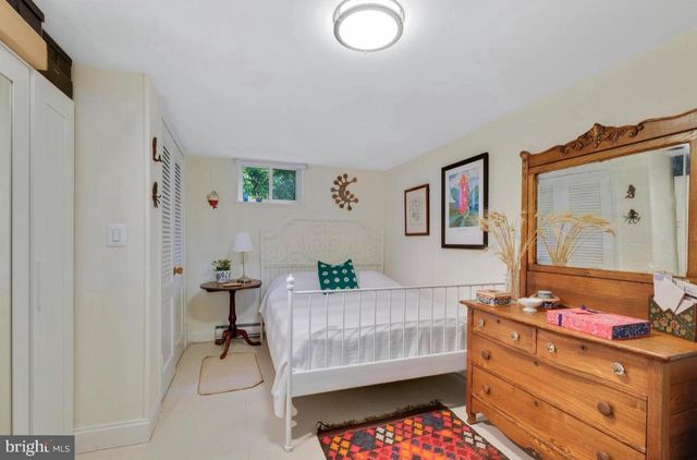 9504 MILSTEAD DR, Bethesda, MD 20817