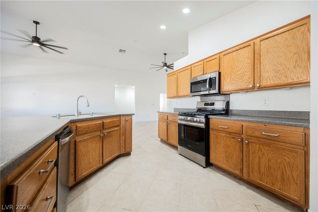 4025 West Delhi Avenue, North Las Vegas, NV 89032