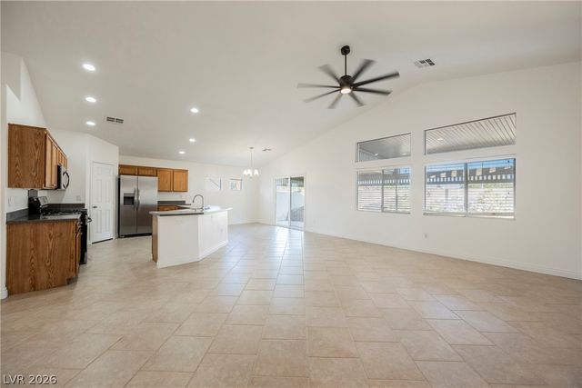 4025 West Delhi Avenue, North Las Vegas, NV 89032