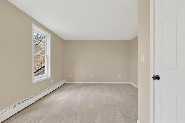 1465 Hooksett Rd Unit 360, Hooksett, NH 03106