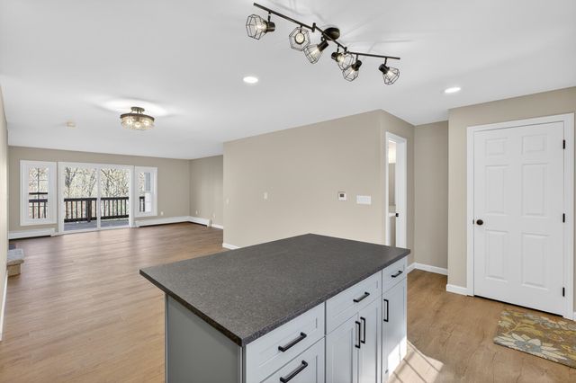 1465 Hooksett Rd Unit 360, Hooksett, NH 03106
