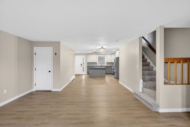 1465 Hooksett Rd Unit 360, Hooksett, NH 03106