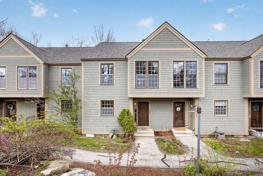1465 Hooksett Rd Unit 360, Hooksett, NH 03106