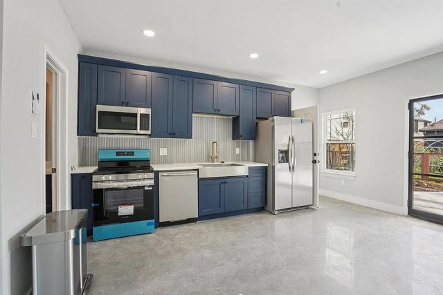 1410 Elliott Street A, Houston, TX 77023