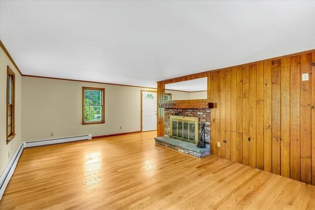 4 Sea Meadow Dr, Sandwich, MA 02563