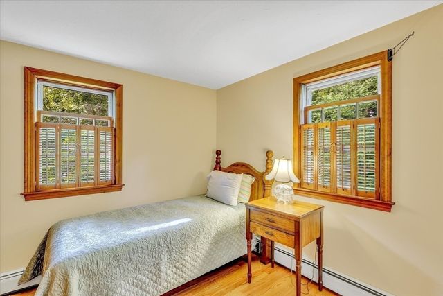 4 Sea Meadow Dr, Sandwich, MA 02563