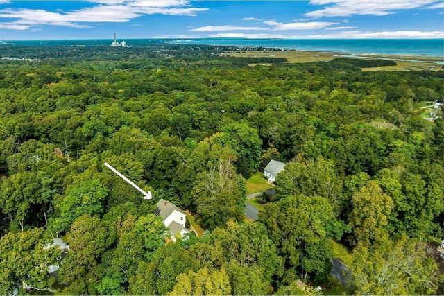 4 Sea Meadow Dr, Sandwich, MA 02563