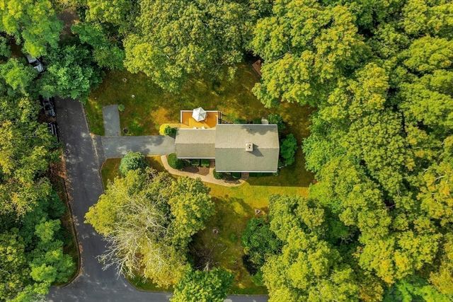 4 Sea Meadow Dr, Sandwich, MA 02563