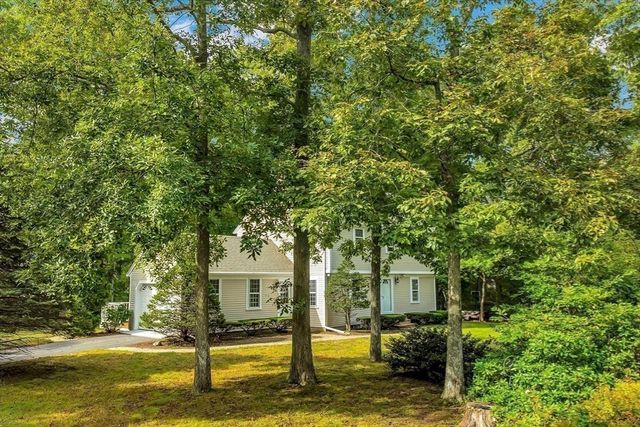 4 Sea Meadow Dr, Sandwich, MA 02563