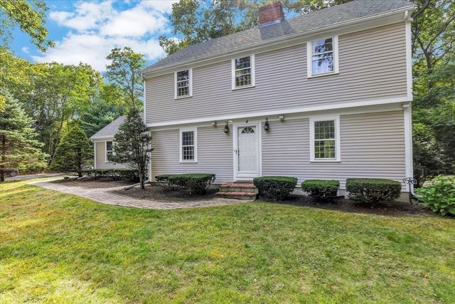 4 Sea Meadow Dr, Sandwich, MA 02563