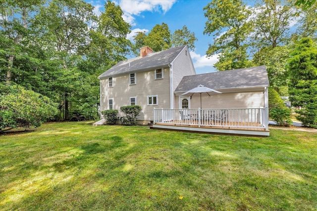 4 Sea Meadow Dr, Sandwich, MA 02563