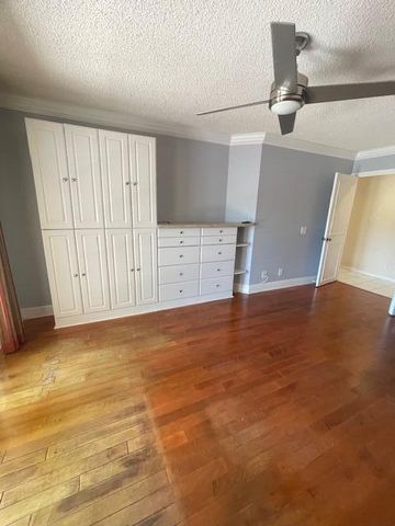 1328 Bayview Circle, Weston, FL 33326