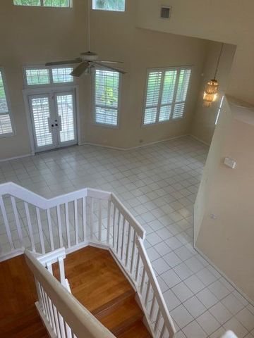1328 Bayview Circle, Weston, FL 33326