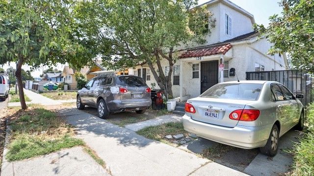 138 W 60th Street, Los Angeles, CA 90003