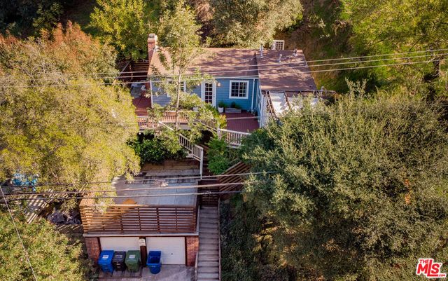 8530 Lookout Mountain Avenue, Los Angeles, CA 90046