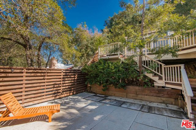 8530 Lookout Mountain Avenue, Los Angeles, CA 90046
